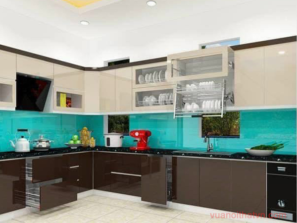 Tủ bếp chữ L dài 4m, cánh phủ ACRYLIC bóng gương full phụ kiện inox 304