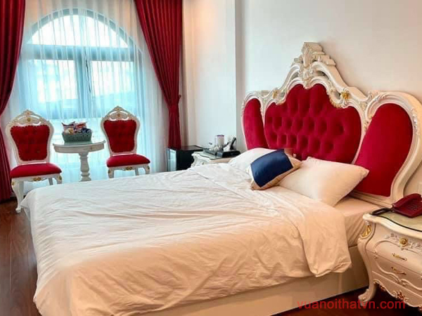 Giường tân cổ điển nhập khẩu